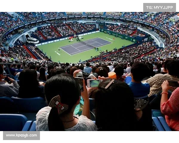 网球比赛观众席位设计与布局对观赛体验的影响及优化方案分析 网球比赛观众席位设计与布局对观赛体验的影响及优化方案分析
